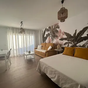Selvatica Apartamento Torre Del Mar