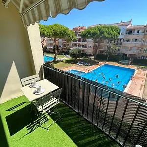 https://empuriabrava-residence-gran-resereva-200-m-de-la-plage.topcostabravahotels.com